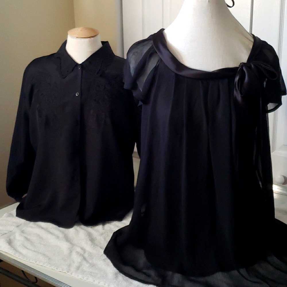 Set of two black blouses